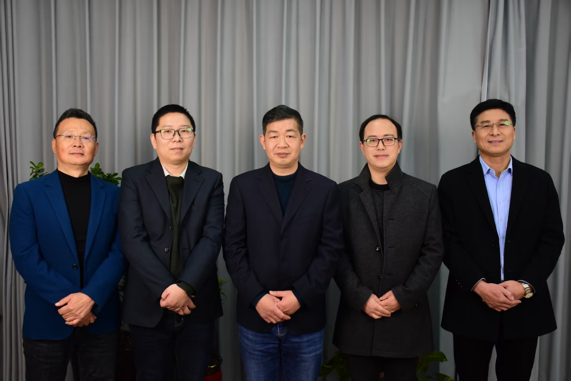 1774921676578519.jpg 微信图片_20260331090119_989_91.jpg