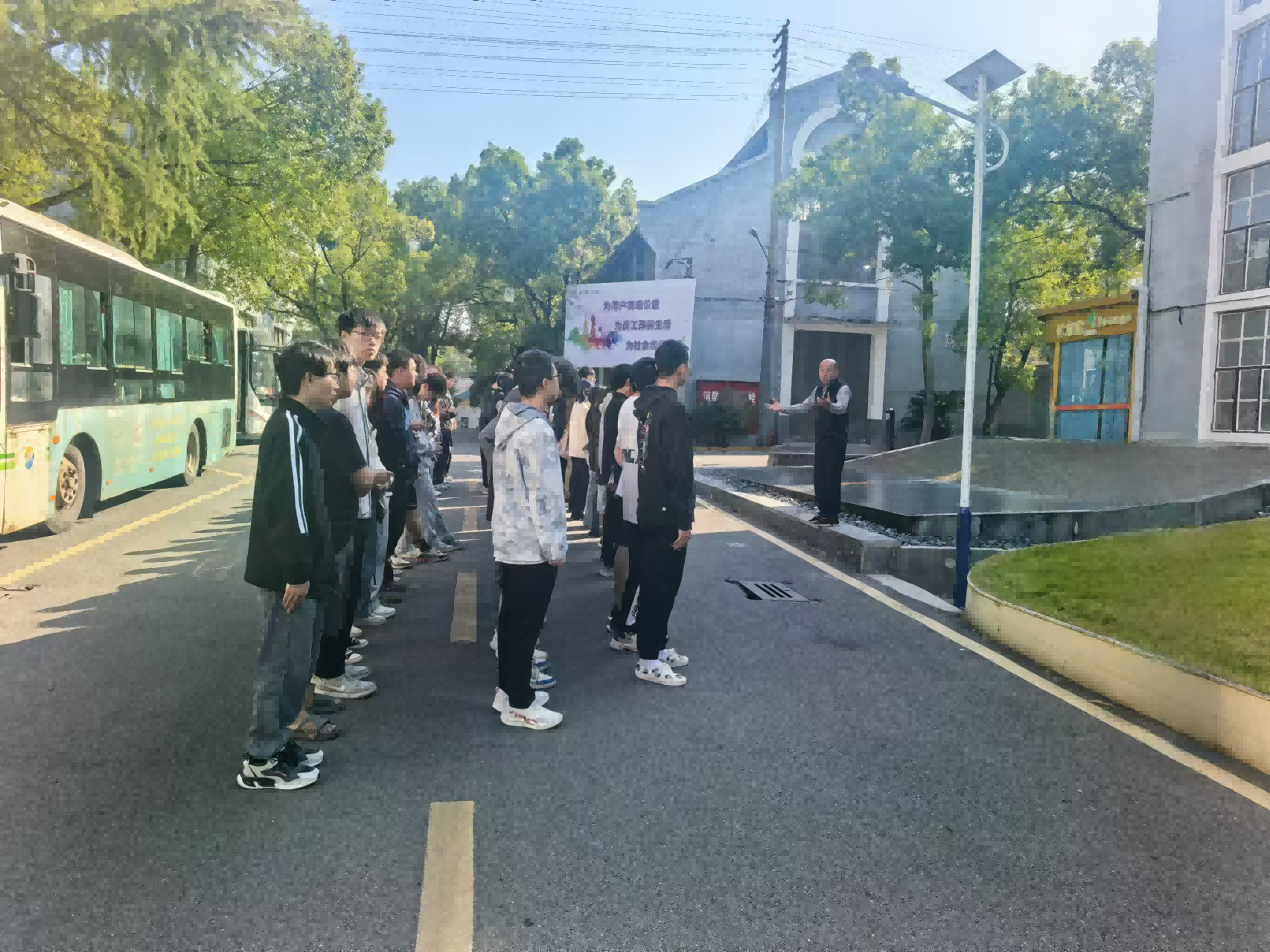 湖南工程学院学生来湖南精正研学